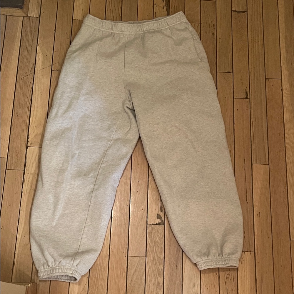 Aritzia fleece sweatpants
